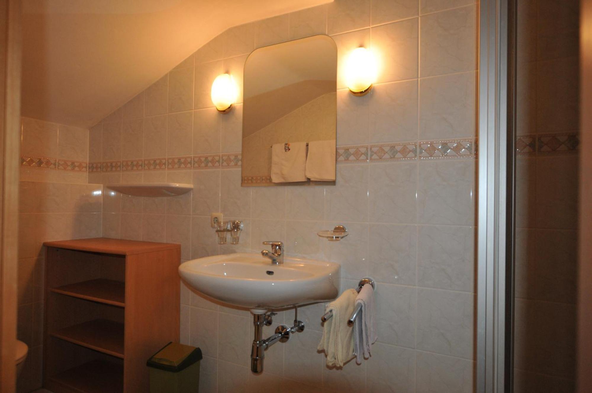 Fruehstueckspension & Appartements Eugenie كيتزبوهيل المظهر الخارجي الصورة